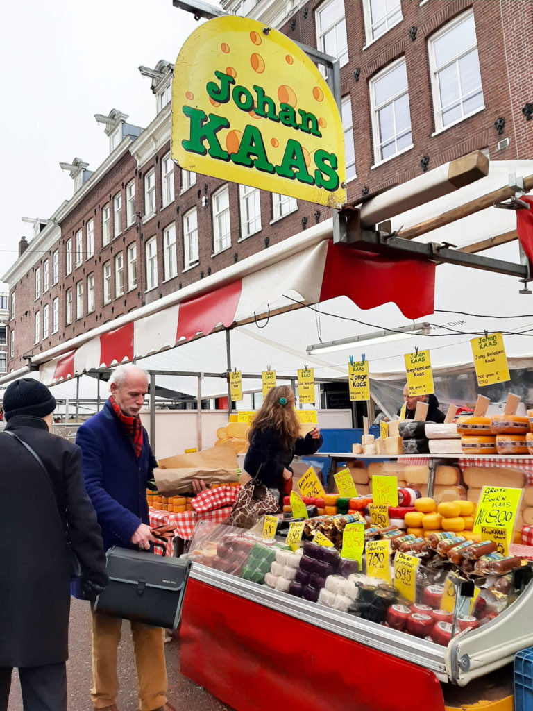 Amsterdam entre Bicicletas, Canais e Coffee shops: Dicas e roteiros tops!