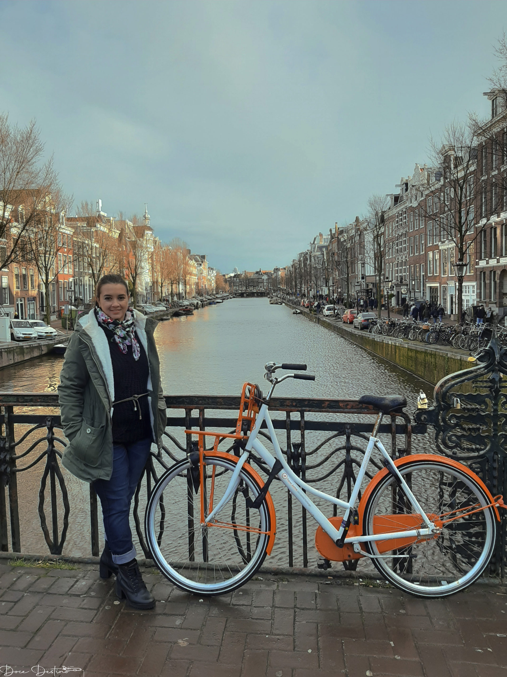 Amsterdam entre Bicicletas, Canais e Coffee shops: Dicas e roteiros tops!