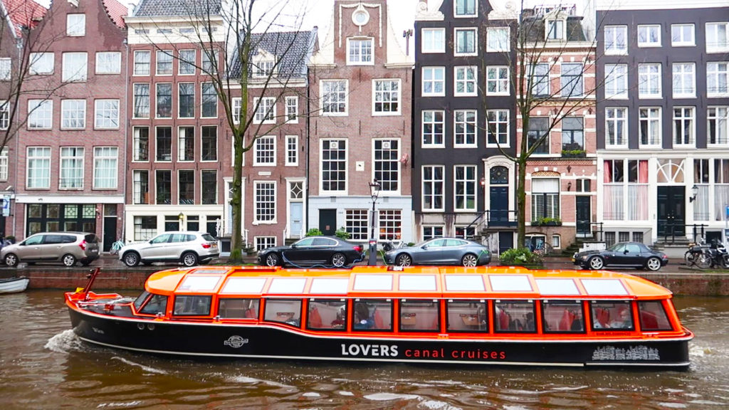 Amsterdam entre Bicicletas, Canais e Coffee shops: Dicas e roteiros tops!