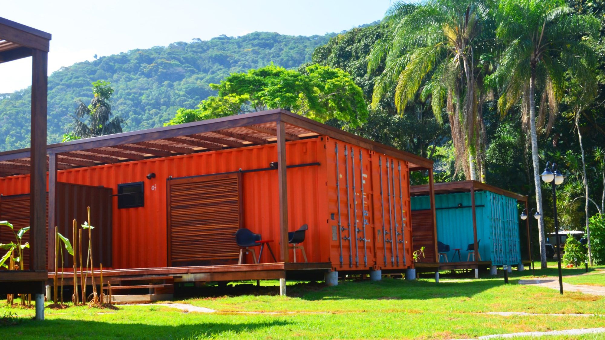 Guia de Hotéis e Pousadas Pé na Areia no Litoral de São Paulo para relaxar.