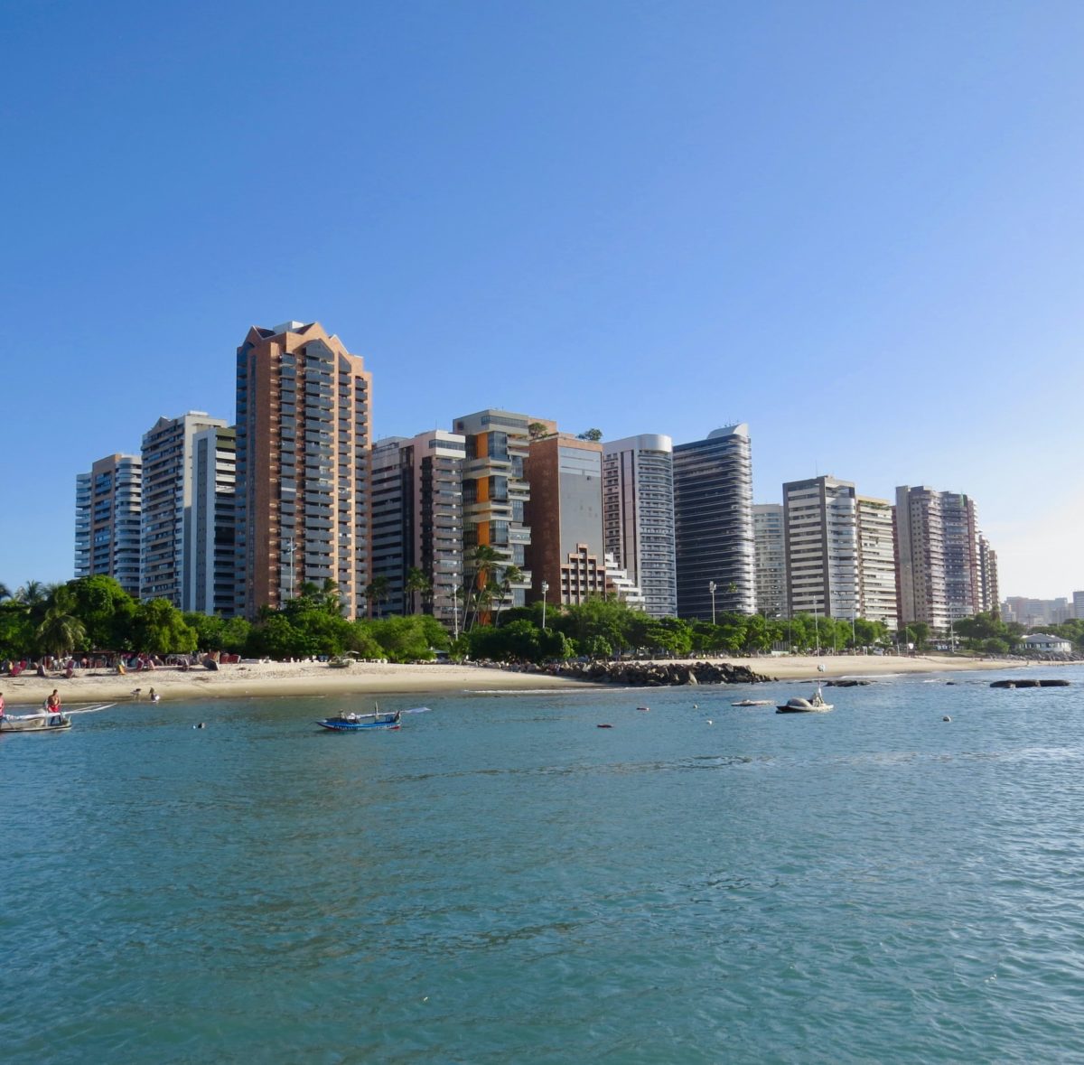 Praia de Fortaleza vista do mar