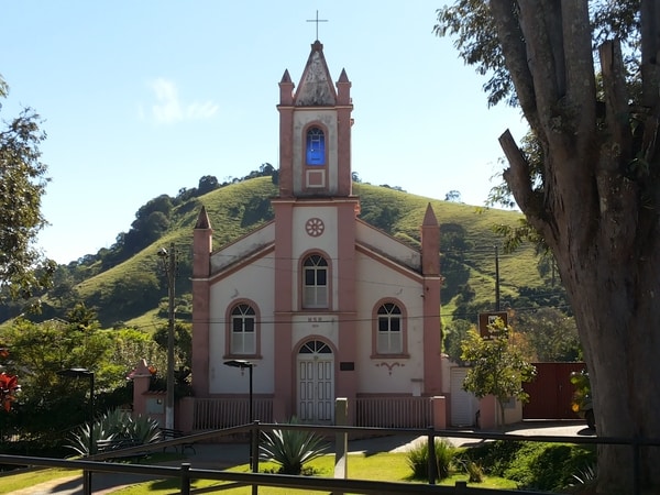 São Bento do Sapucaí - SP, a cidade da Pedra do Baú. Descubra o que fazer e muito mais.