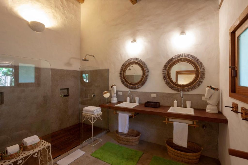 Onde se hospedar em Trancoso na Bahia. Confira as melhores pousadas de charme.