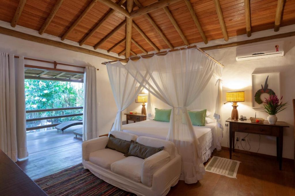 Onde se hospedar em Trancoso na Bahia. Confira as melhores pousadas de charme.