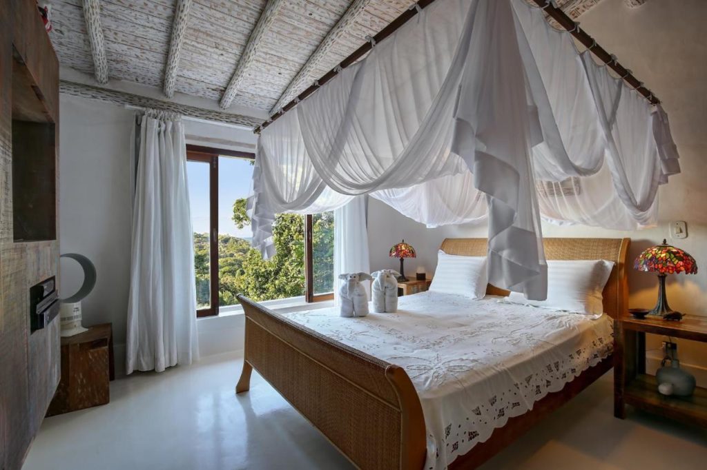 Onde se hospedar em Trancoso na Bahia. Confira as melhores pousadas de charme.