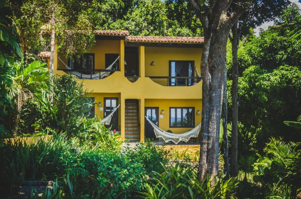 Onde se hospedar em Trancoso na Bahia. Confira as melhores pousadas de charme.