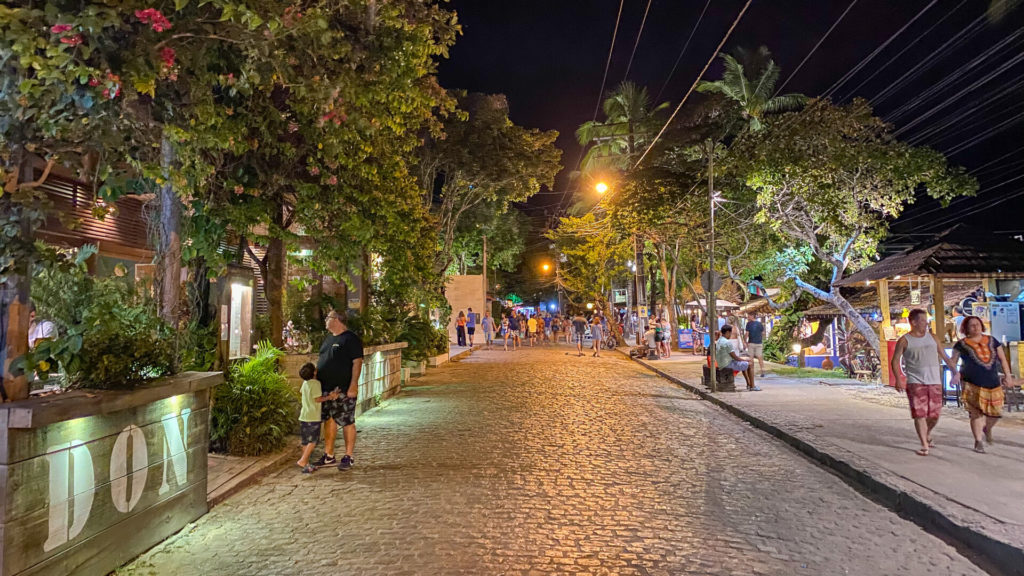 Arraial D´Ajuda na Bahia. O que fazer nesse destino de calmaria e belas praias.