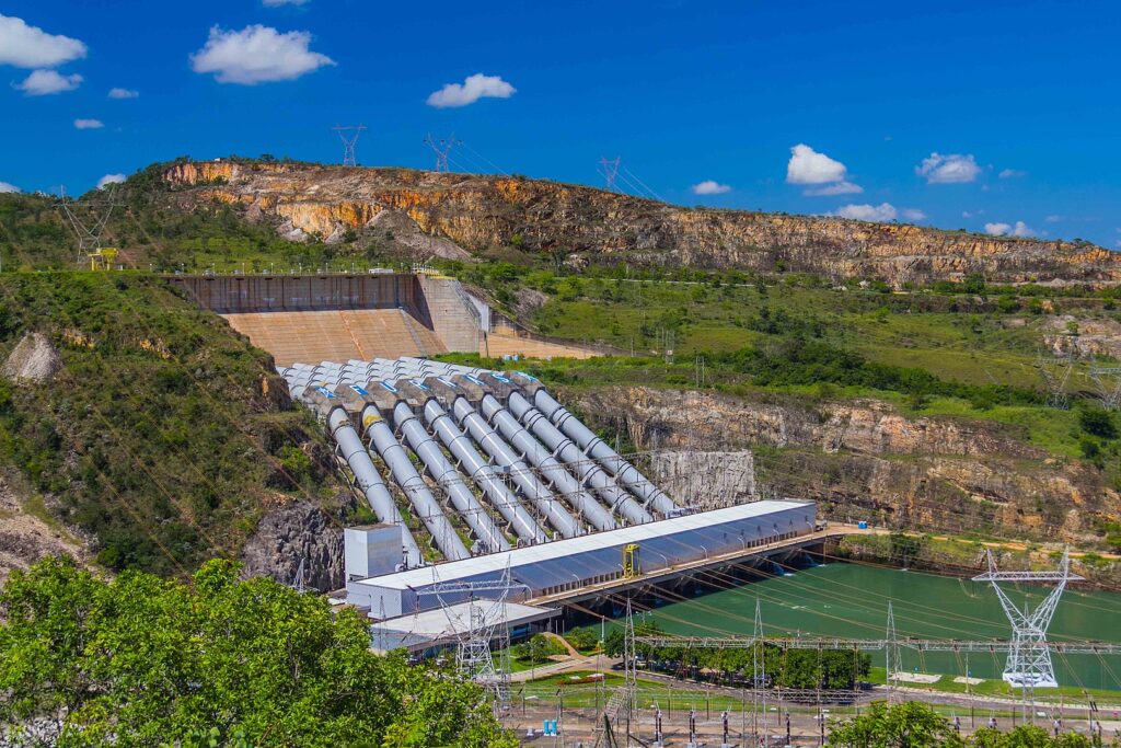 Capitólio-MG: melhor época, preços, o que fazer e onde hospedar para conhecer o Mar de Minas.