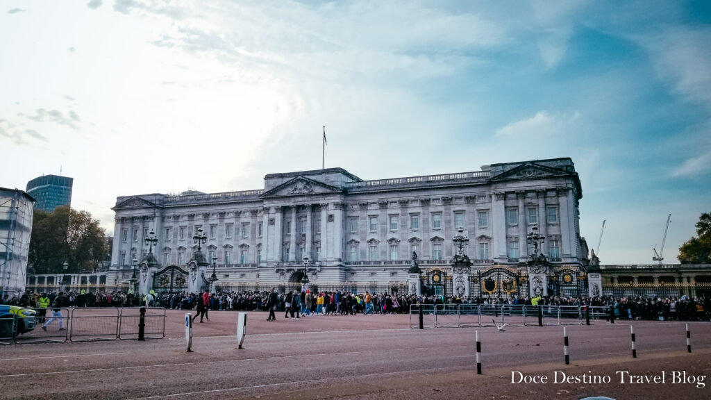 O que fazer em Londres durante uma conexão. Dicas e roteiro para 12 horas na cidade.