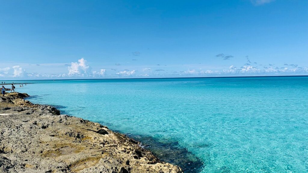 Nassau nas Bahamas. Melhores Praias, Day Use no famoso Atlantis e Guia Pré-Viagem.