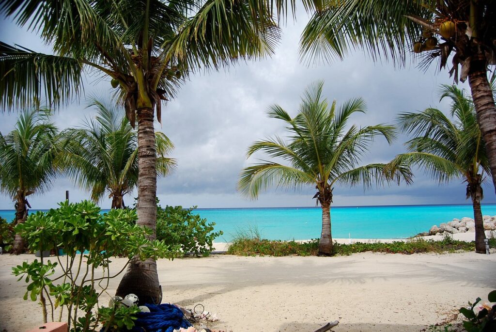 Nassau nas Bahamas. Melhores Praias, Day Use no famoso Atlantis e Guia Pré-Viagem.