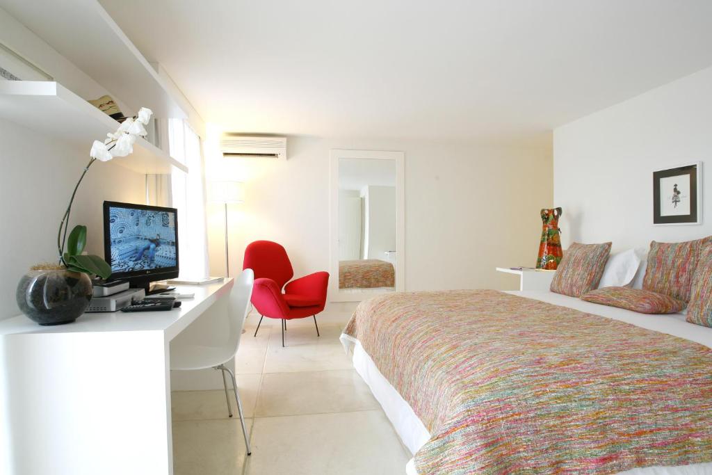 12 Hotéis e Pousadas em Búzios: de opções baratas e boas a luxuosas à beira-mar.