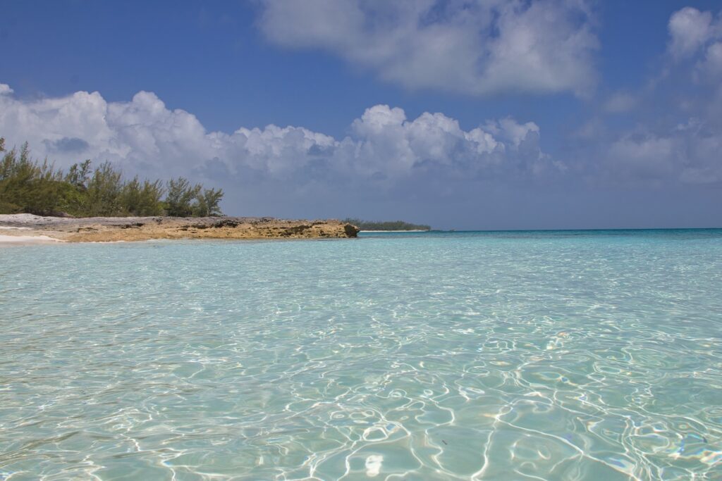 Nassau nas Bahamas. Melhores Praias, Day Use no famoso Atlantis e Guia Pré-Viagem.