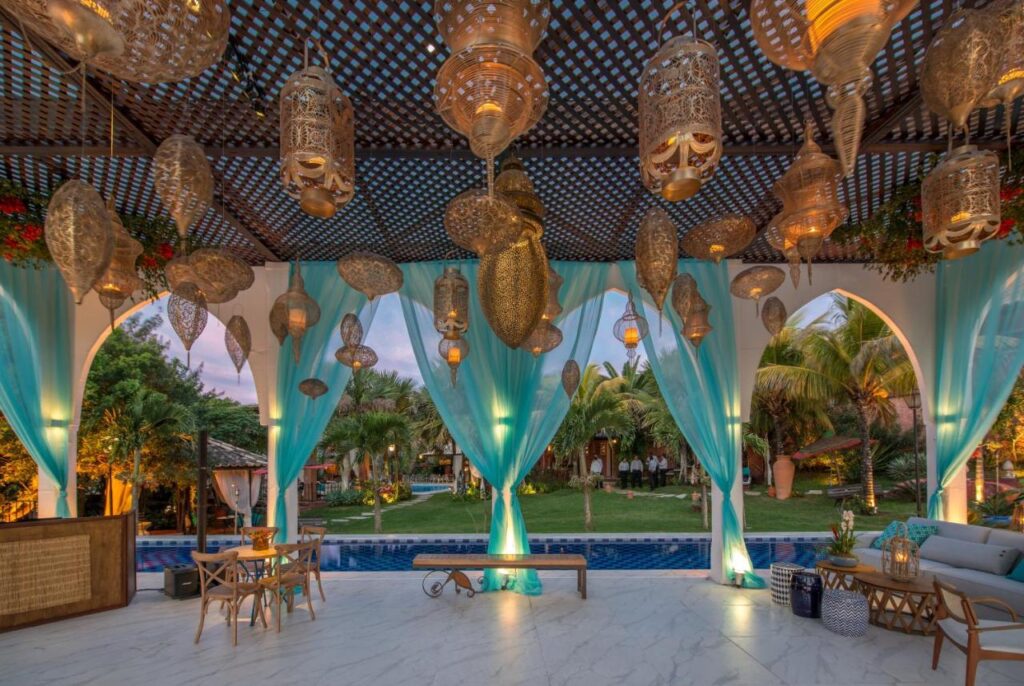 12 Hotéis e Pousadas em Búzios: de opções baratas e boas a luxuosas à beira-mar.