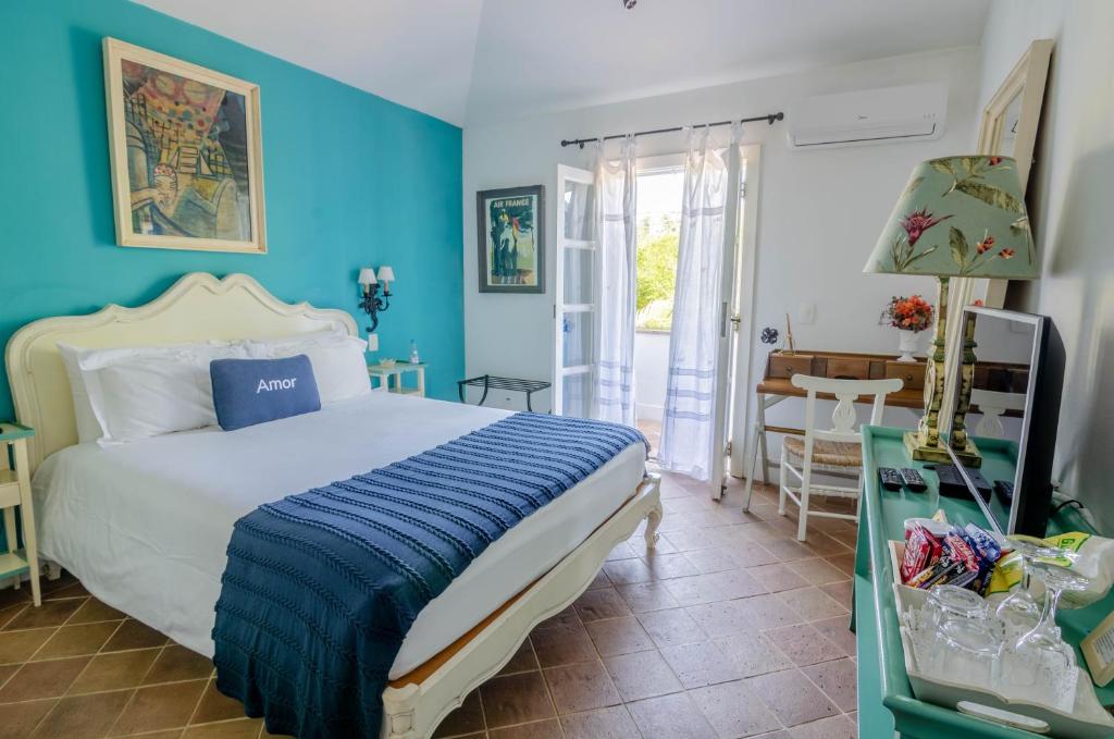 12 Hotéis e Pousadas em Búzios: de opções baratas e boas a luxuosas à beira-mar.