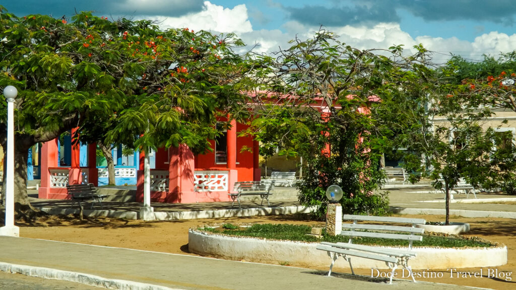O passeio para Cabaceiras e o Lajedo de Pai Mateus, na Paraíba vale a pena? Nordeste Paraíba Roliúde Nordestina O passeio para Cabaceiras e o Lajedo de Pai Mateus, na Paraíba vale a pena?