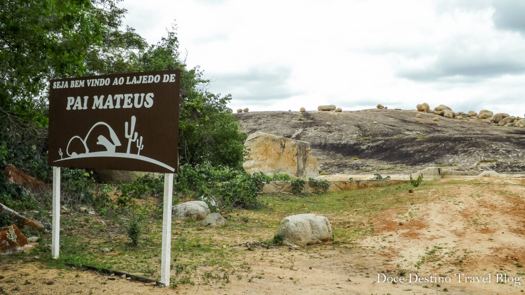 O passeio para Cabaceiras e o Lajedo de Pai Mateus, na Paraíba vale a pena? Nordeste Paraíba Roliúde Nordestina O passeio para Cabaceiras e o Lajedo de Pai Mateus, na Paraíba vale a pena?