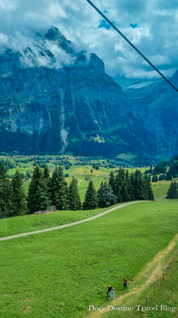Conheça Grindelwald na Suíça, uma das minhas vilas prediletas.