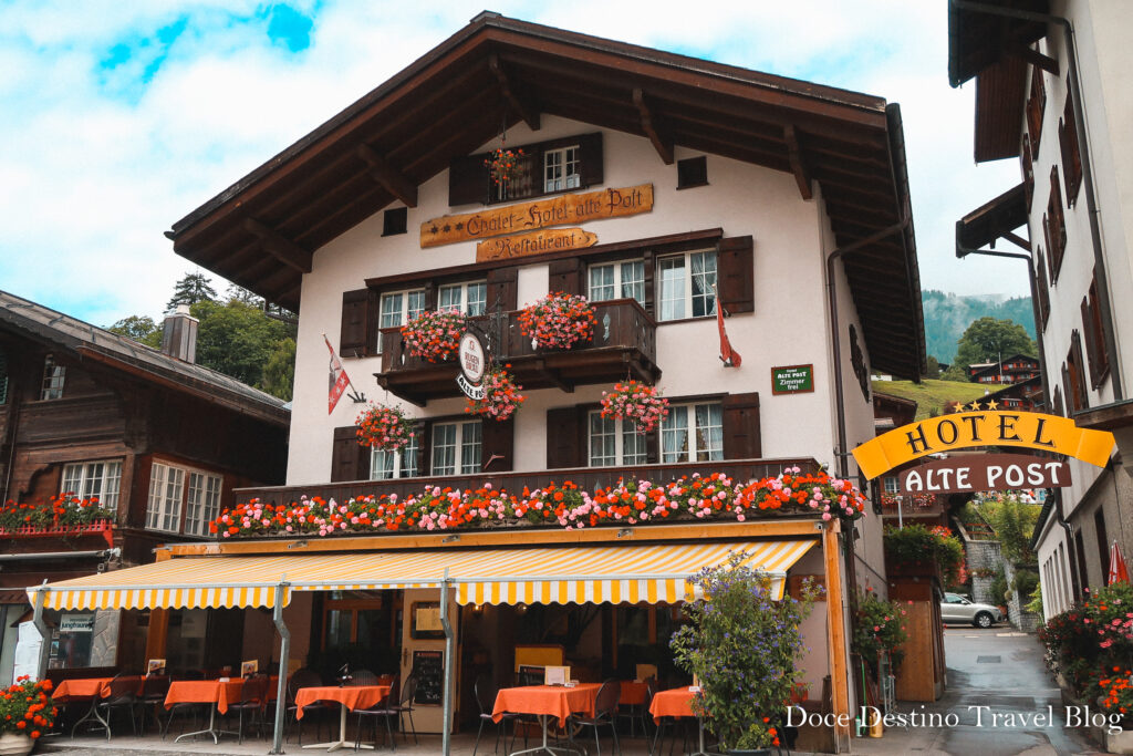 Conheça Grindelwald na Suíça, uma das minhas vilas prediletas.